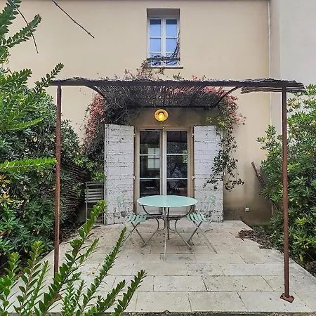 Ferienhaus 1 Bedroom Awesome Home In Saint-Laurent-De-La-Ca *