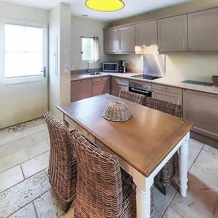 Ferienhaus Gorgeous In Saint-laurent-de-la-ca *