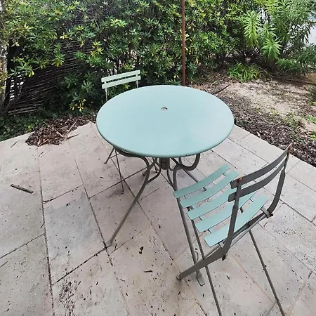 1 Bedroom Awesome Home In Saint-Laurent-De-La-Ca Ferienhaus