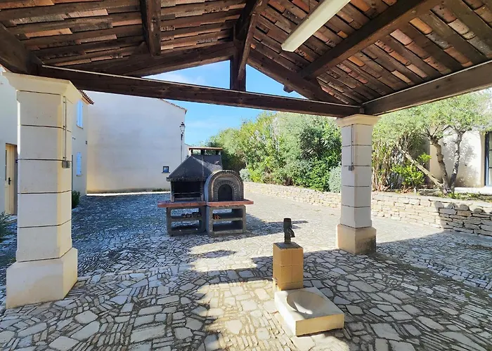 펜션 Gorgeous In Saint-laurent-de-la-ca *